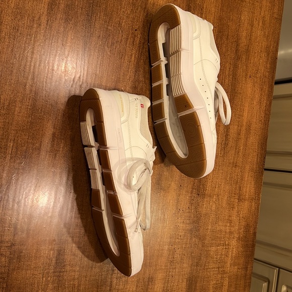 On Cloud Mens Shoes The Roger Style Size 8 - Picture 8 of 8